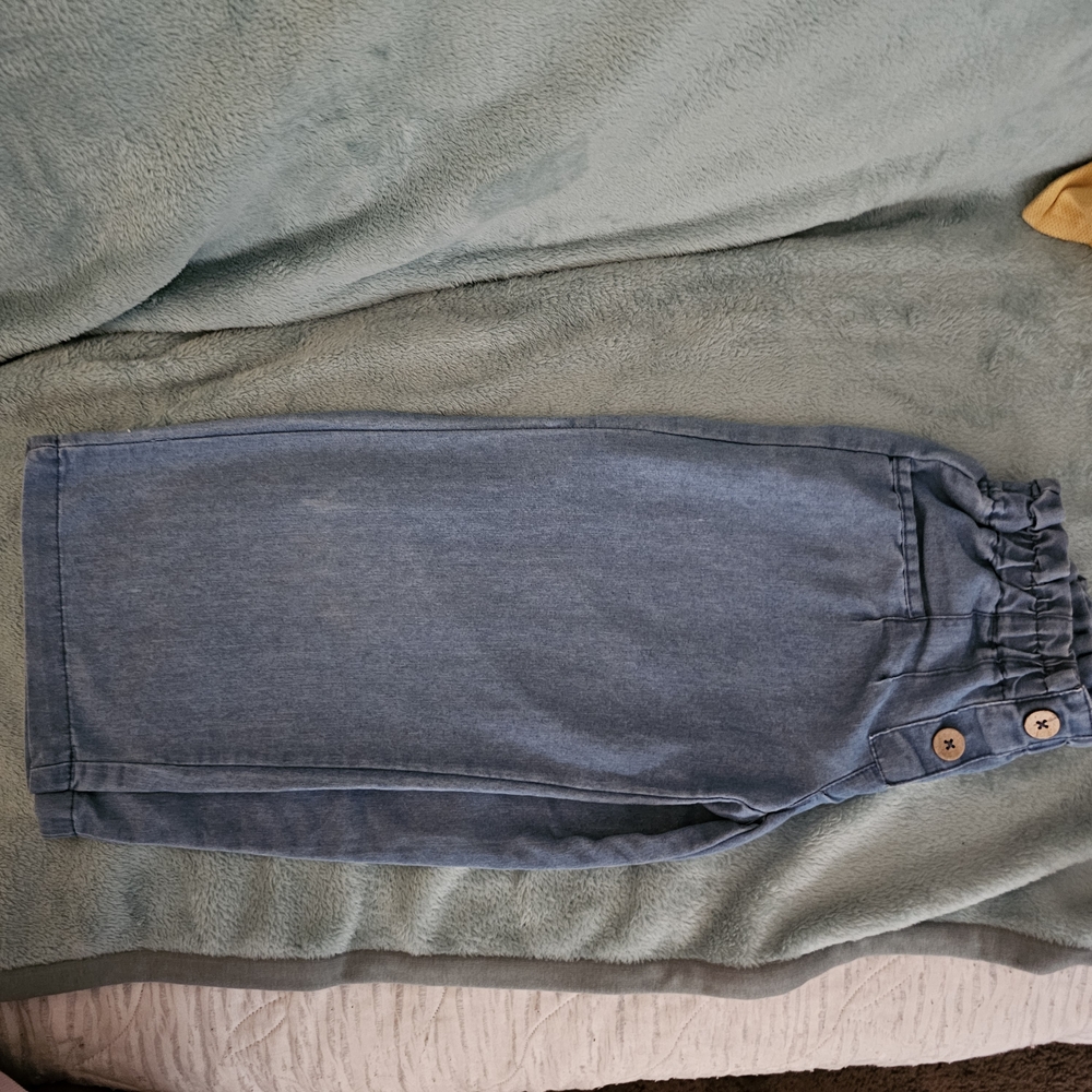 Vince Camuto Blue Wide-Leg Cropped Jeans - Picture 5 of 9